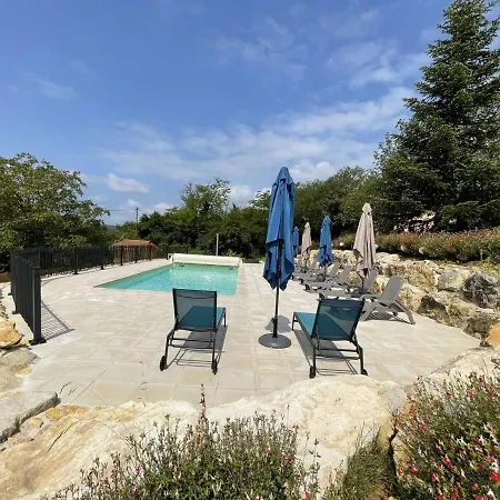 Familial Avec Piscine Commune, Wifi Et Animaux Acceptes Au Coeur Du Perigord * Le Bugue