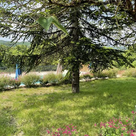 Familial Avec Piscine Commune, Wifi Et Animaux Acceptes Au Coeur Du Perigord * Le Bugue